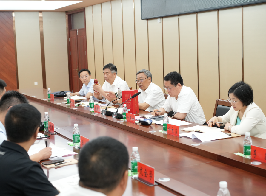 河南省政协副主席朱焕然率队调研仰韶酒业，助力豫酒高质量发展
