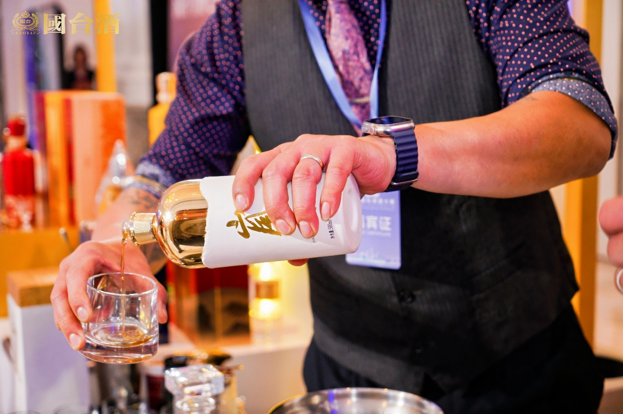 醬香遇見威士忌：國臺(tái)“嵐·橡木風(fēng)味酒”正式上市，定義融合新風(fēng)味