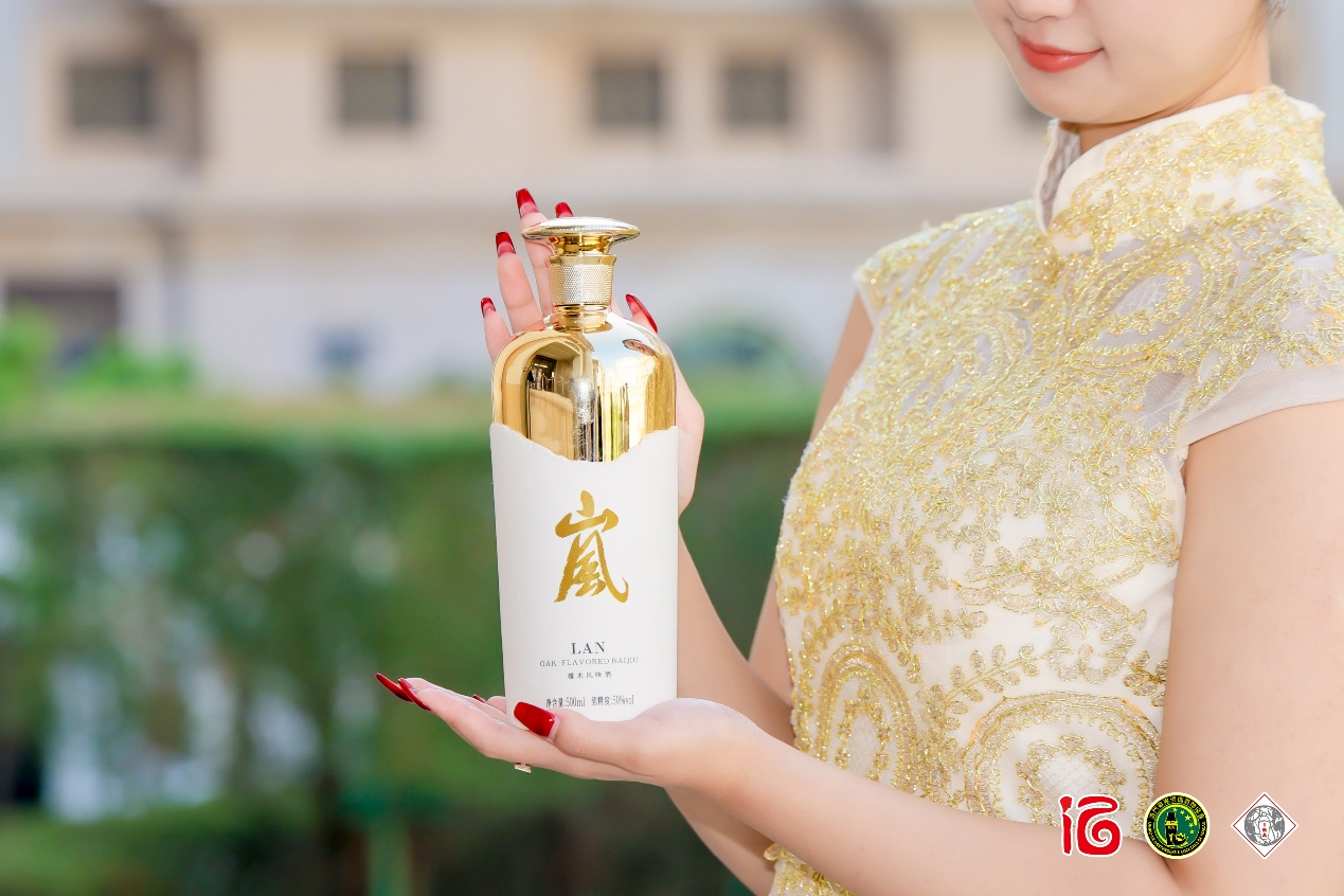 當(dāng)東方醬香遇見(jiàn)西方蒸餾，國(guó)臺(tái)“嵐”酒重新定義風(fēng)味法則