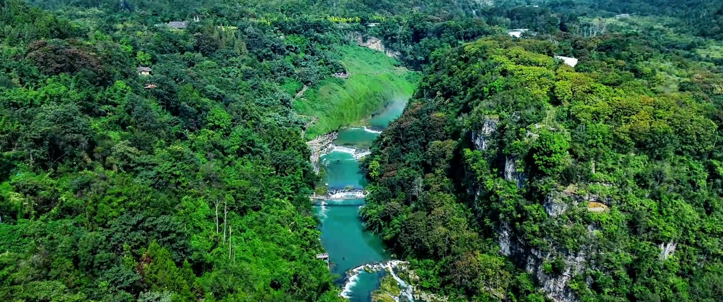 建厂七十余载，打造山水生态酱香，这家贵州酒企如何焕发新生机？
